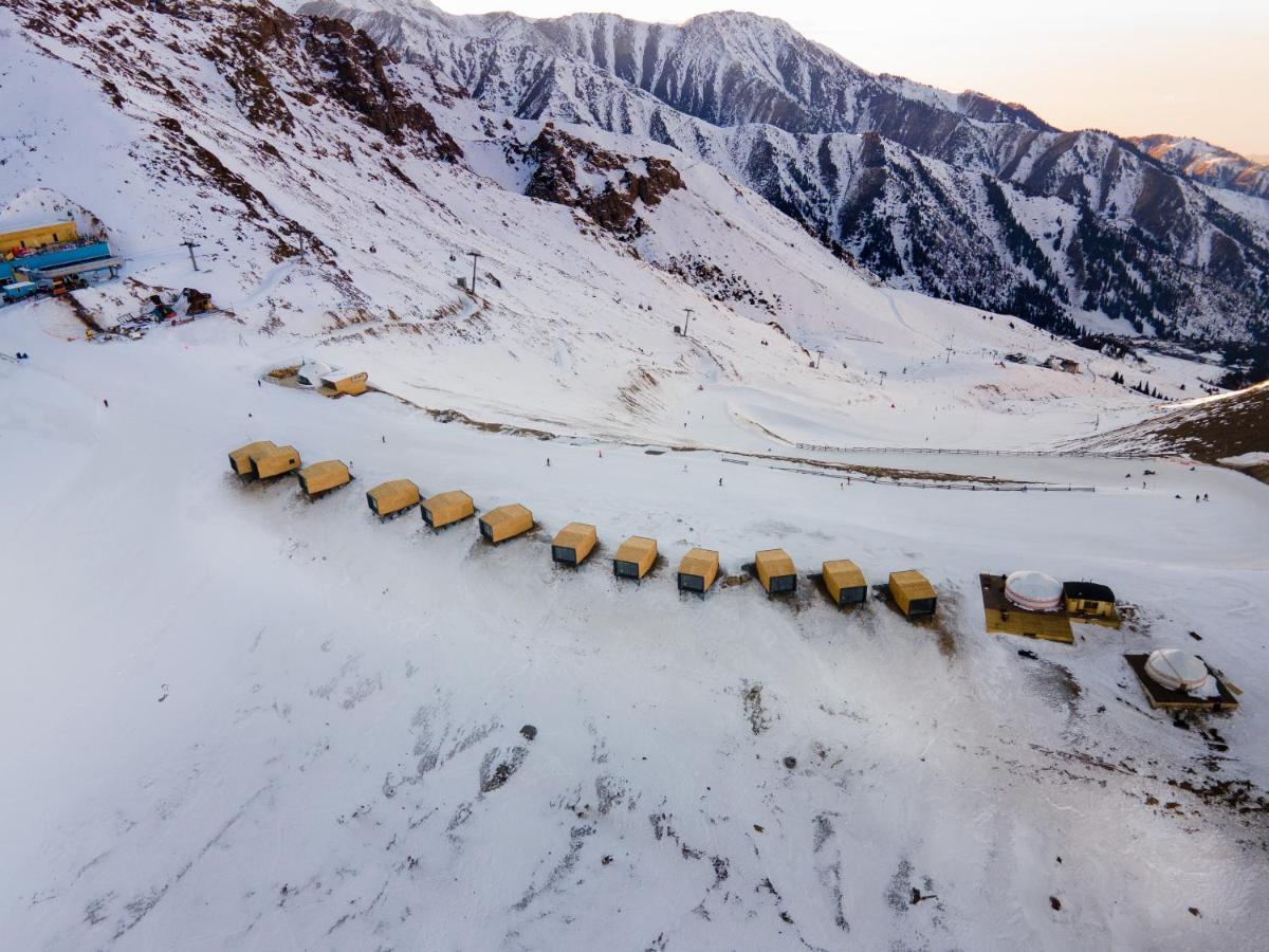 Hotel Tenir Eco Hotel, Shymbulak Mountain
