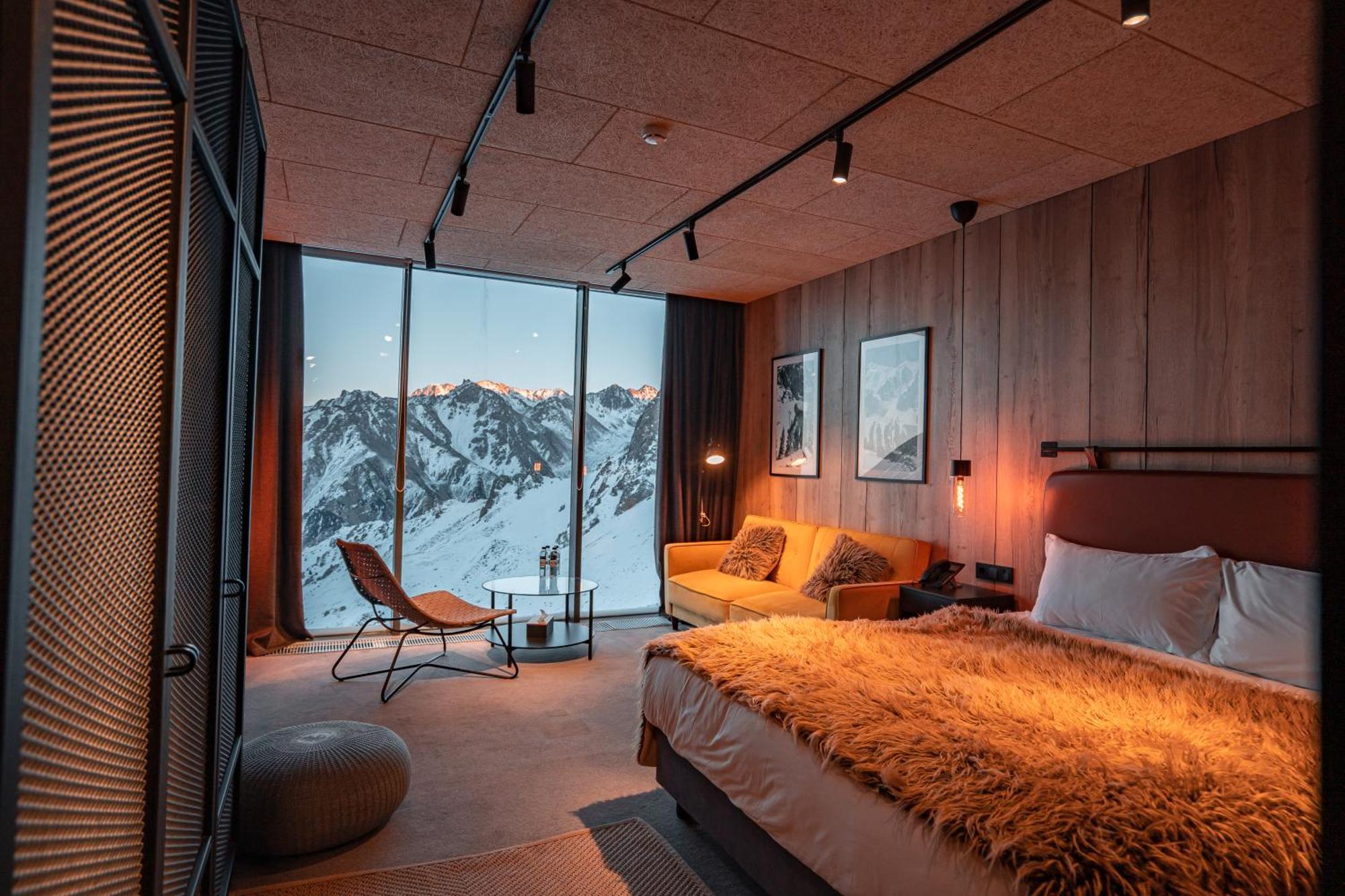 Tenir Eco Hotel, Shymbulak Mountain *